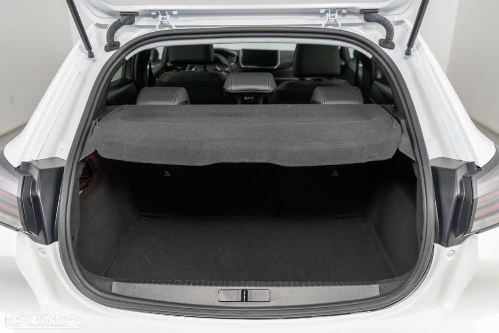 Peugeot 208 1.2 Hybrid Allure e-DCS6 - 13