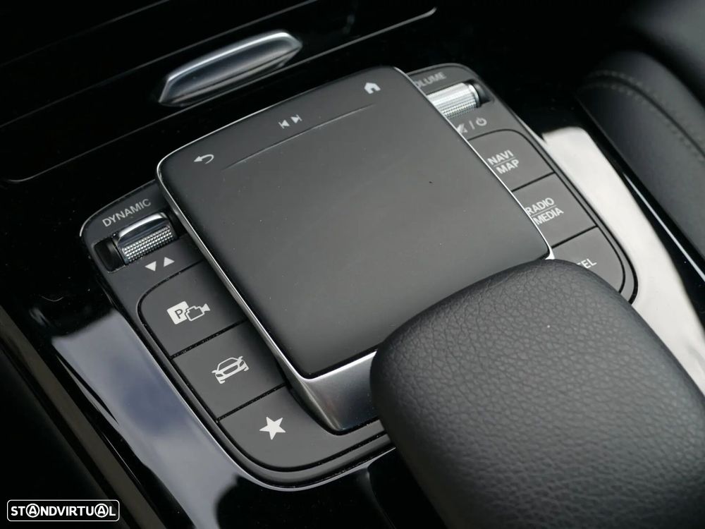 Mercedes-Benz A 250 e Style Plus - 23