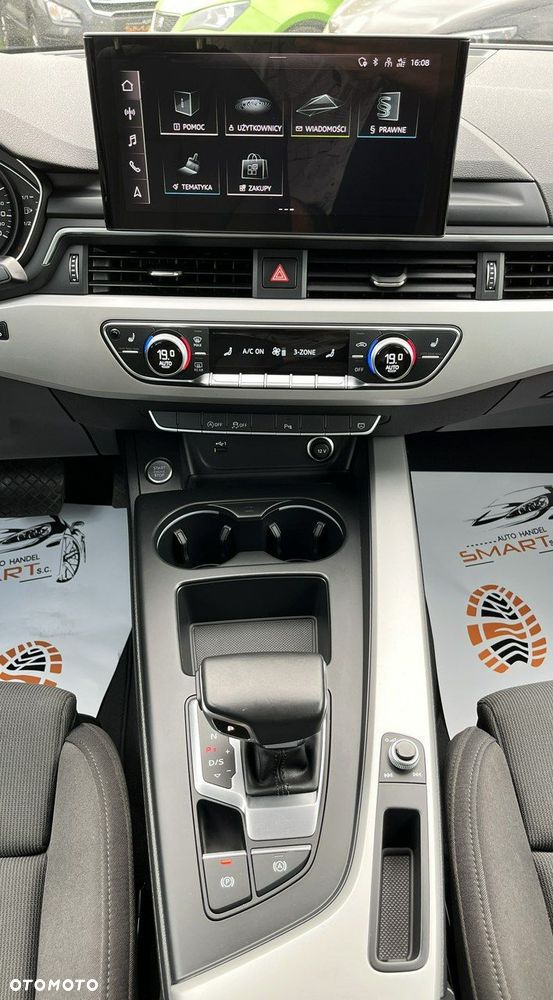 Audi A4 Limousine - 20