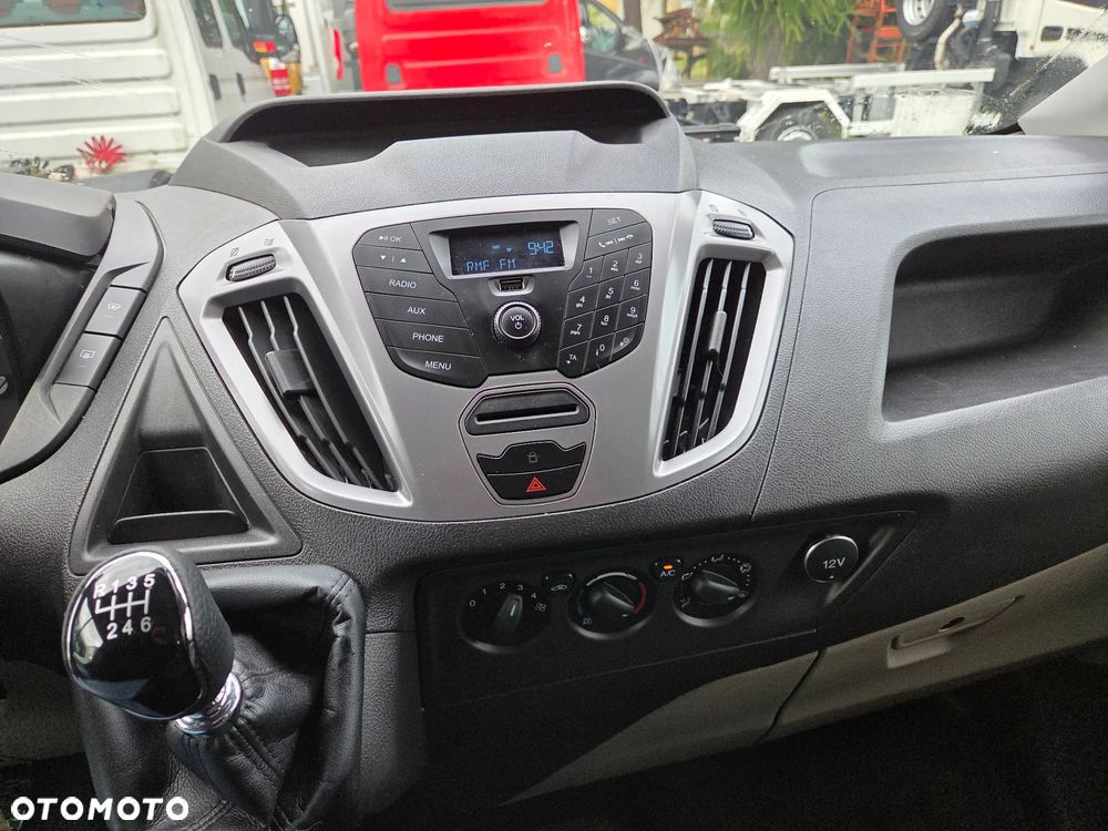 Ford Transit Custom - 8