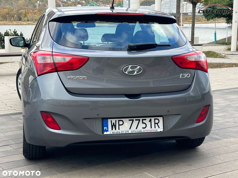 Hyundai i30 - 24