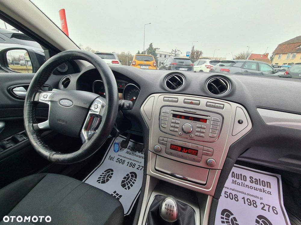 Ford Mondeo 1.8 TDCi Ambiente - 20