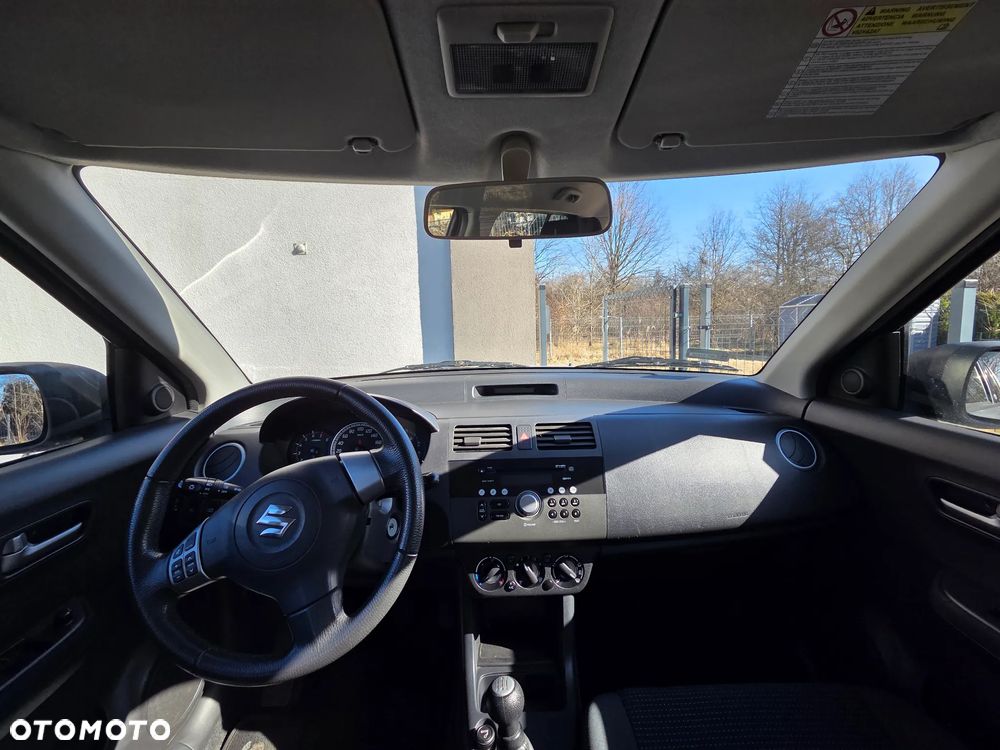 Suzuki Swift 1.3 Club - 7
