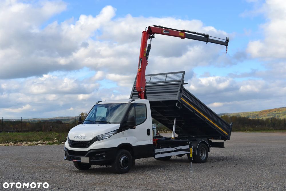 Iveco Daily 50C15 50C18 Nowy żuraw HDS HYVA HA 33 udźwig 2285 kg3-stronny wywrot Kiper Wywrotka Fassi M40 - 9