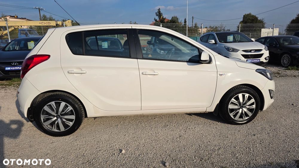 Hyundai i20 - 8