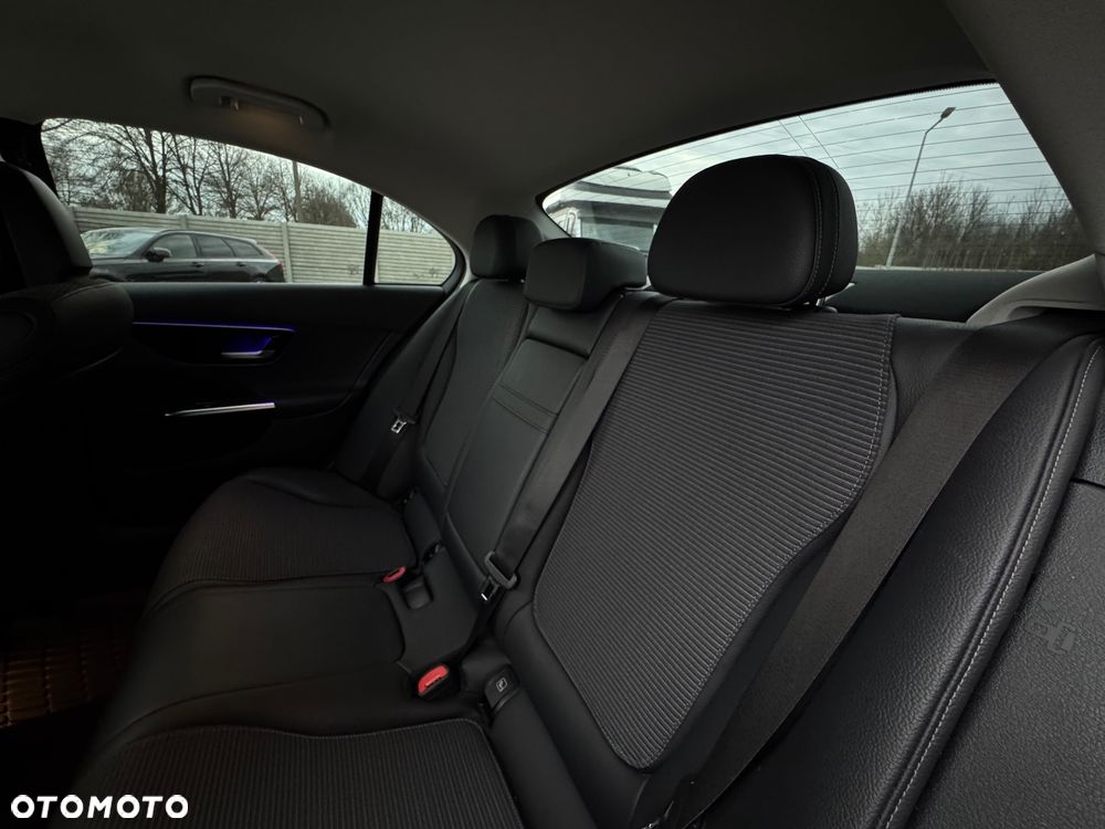 Mercedes-Benz Klasa C 220 d 9G-TRONIC - 21