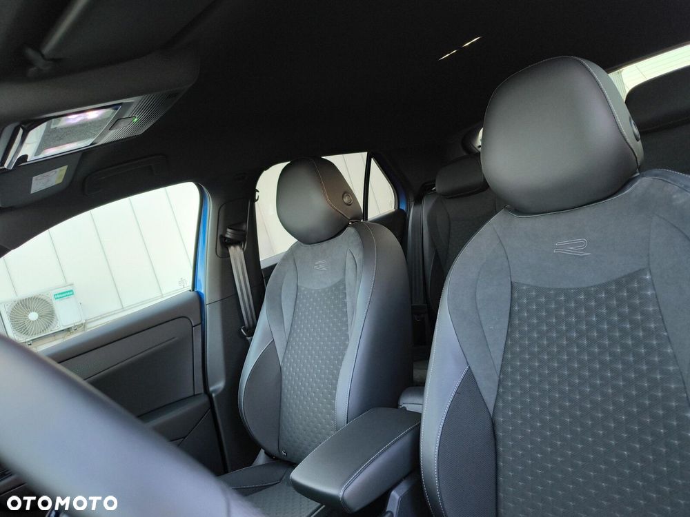 Volkswagen T-Roc 1.5 eTSI R-Line DSG - 22