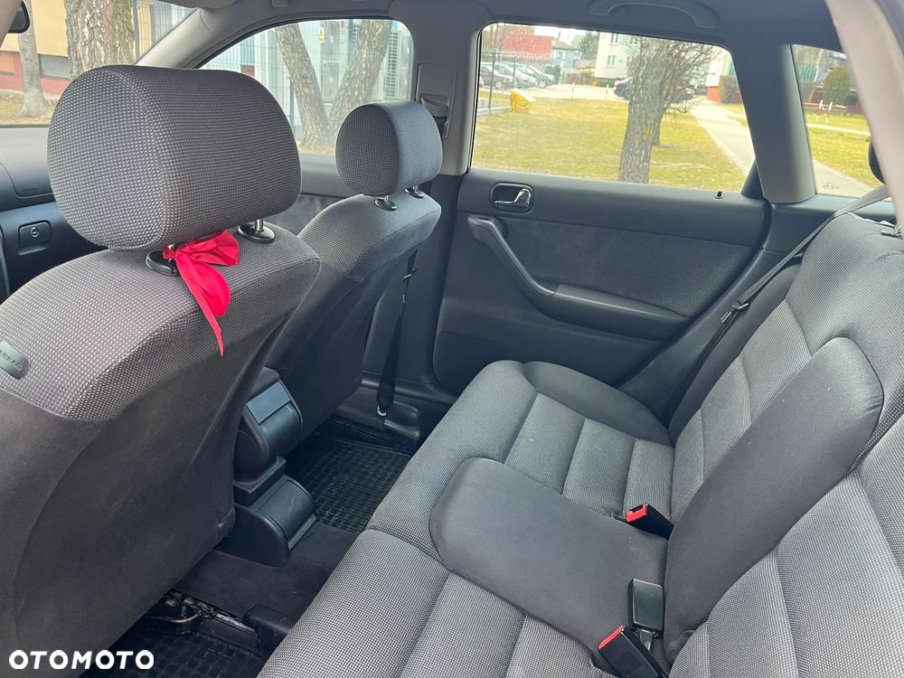 Audi A3 Sportback 1.6 Ambition - 9