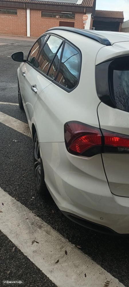 Fiat Tipo Station Wagon 1.3 M-Jet Lounge J17 - 15