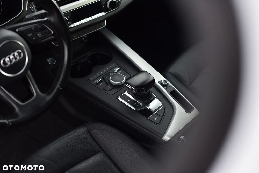 Audi A4 Limousine 2.0 TFSI ultra S tronic design - 20