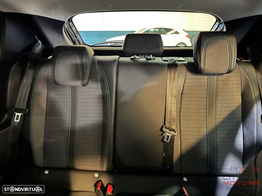 Peugeot 208 1.2 PureTech Allure Pack - 38