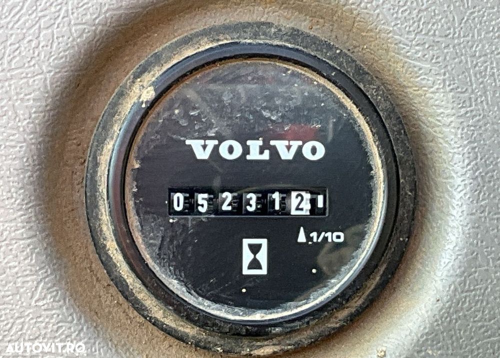 Volvo ECR58D Excavator - 5