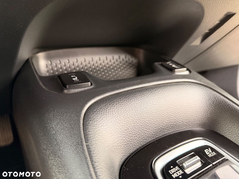 Toyota Corolla 1.8 Hybrid Comfort - 16