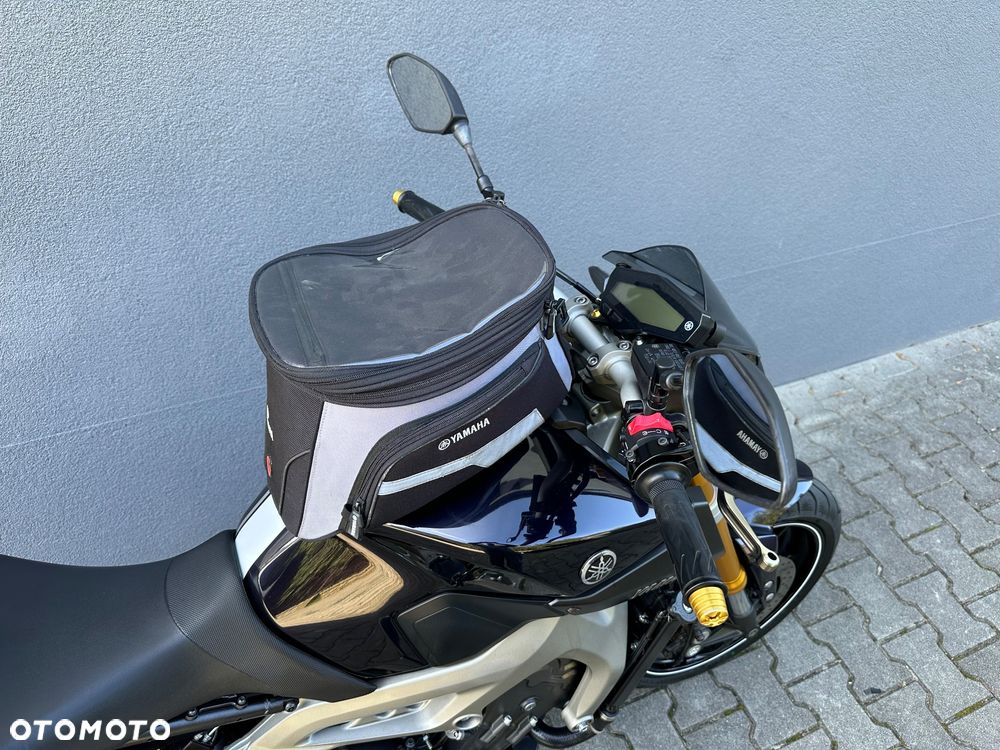 Yamaha MT - 19