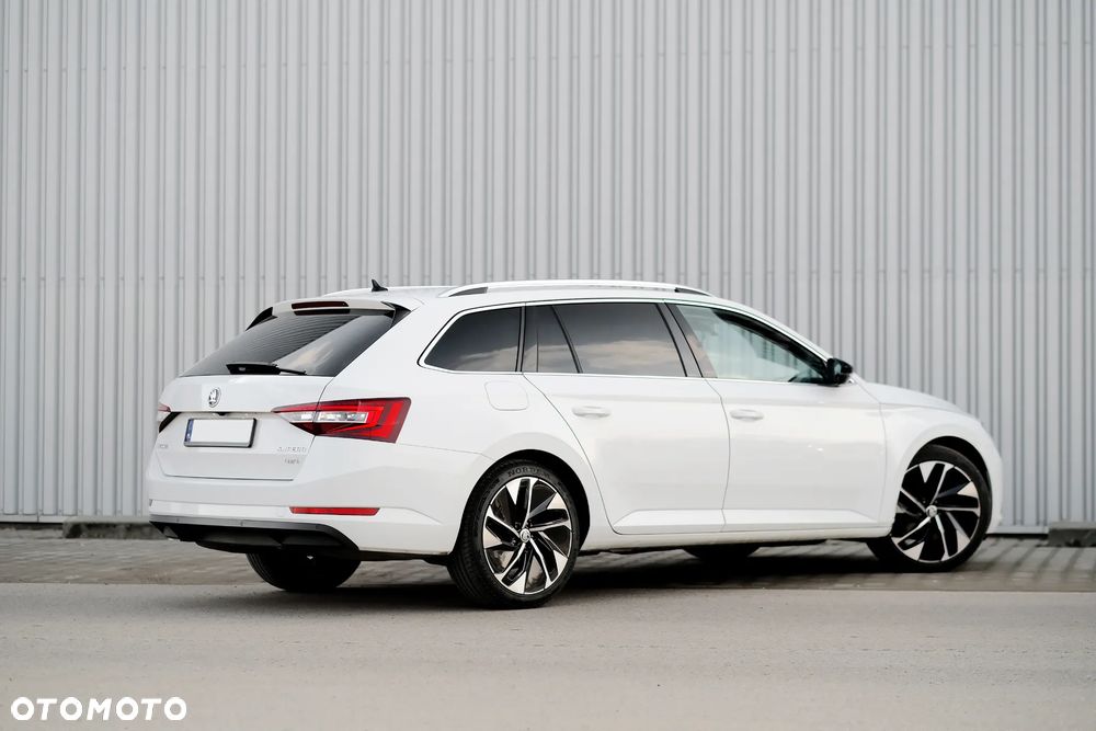 Skoda Superb 2.0 TDI DSG L&K - 13