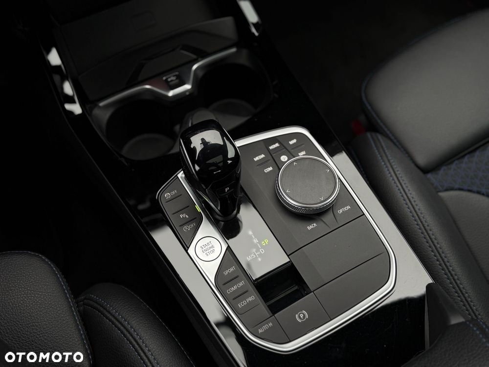 BMW Seria 2 220i M Sport - 23