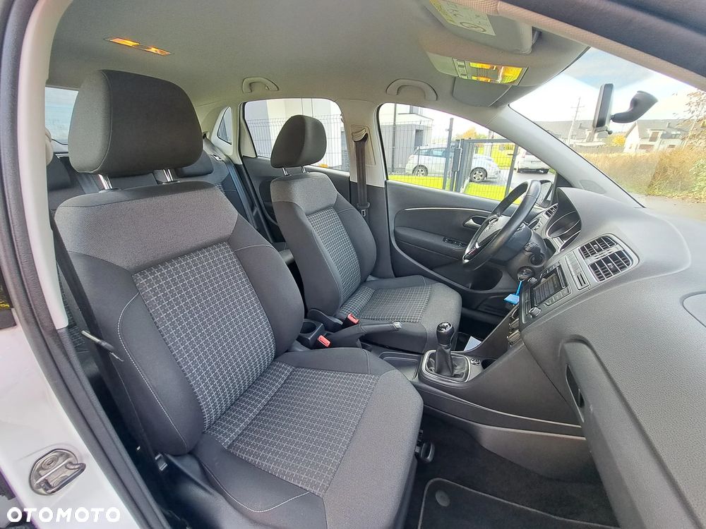 Volkswagen Polo 1.2 TSI Blue Motion Technology Life - 27
