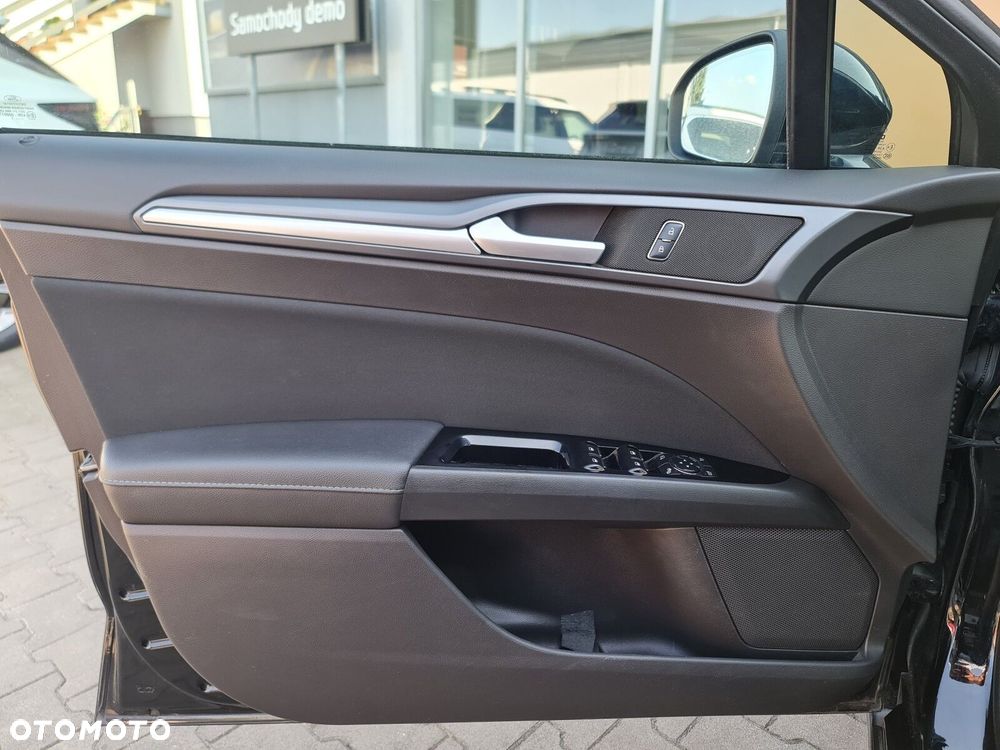 Ford Mondeo 2.0 TDCi Trend PowerShift - 10