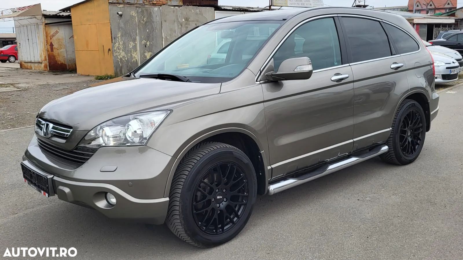 Honda CR-V - 1