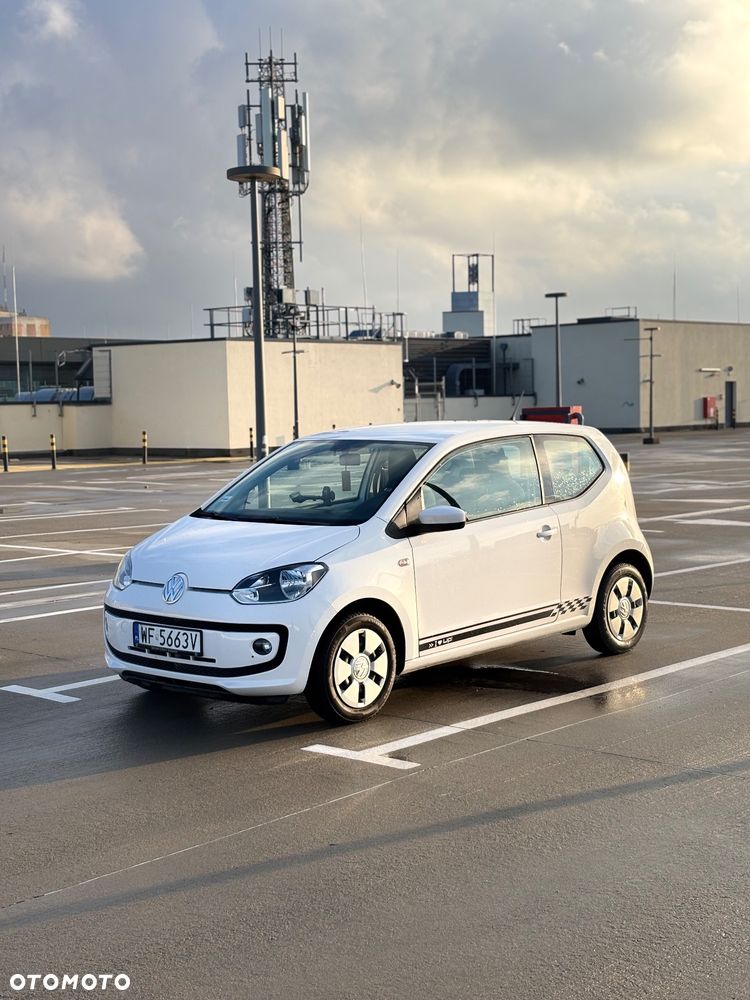 Volkswagen up! move - 1