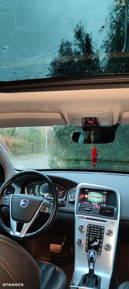 Volvo XC 60 D4 AWD Geartronic Summum - 2