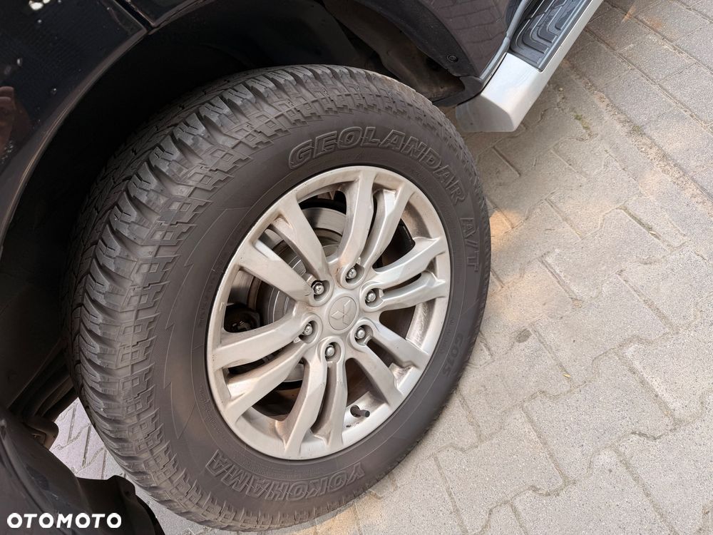 Mitsubishi Pajero 3.2 DID Instyle EU6 - 17