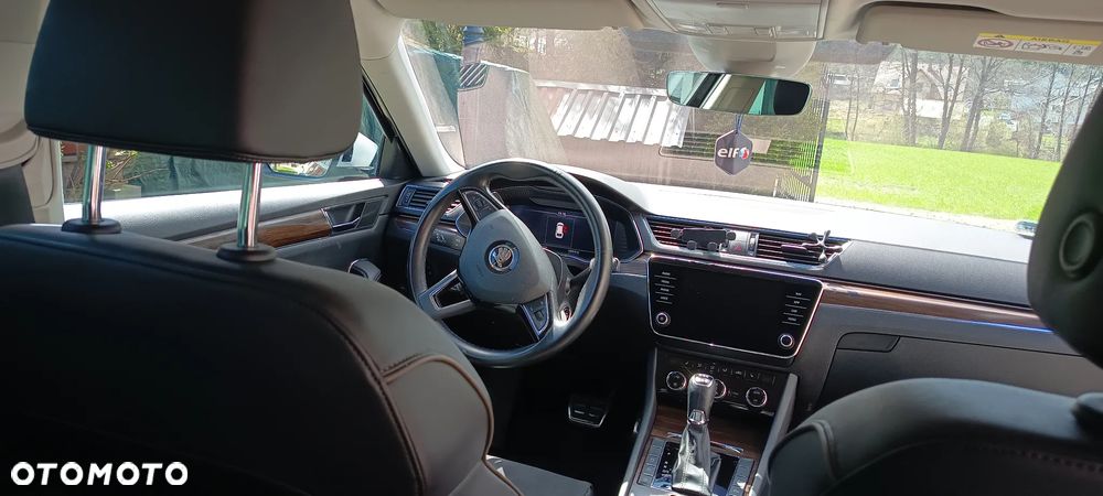 Skoda Superb 2.0 TSI 4x4 Scout DSG - 30
