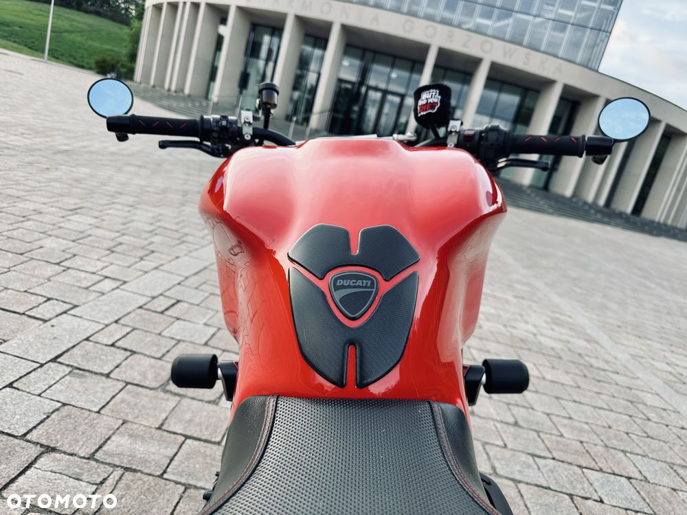 Ducati Monster - 18