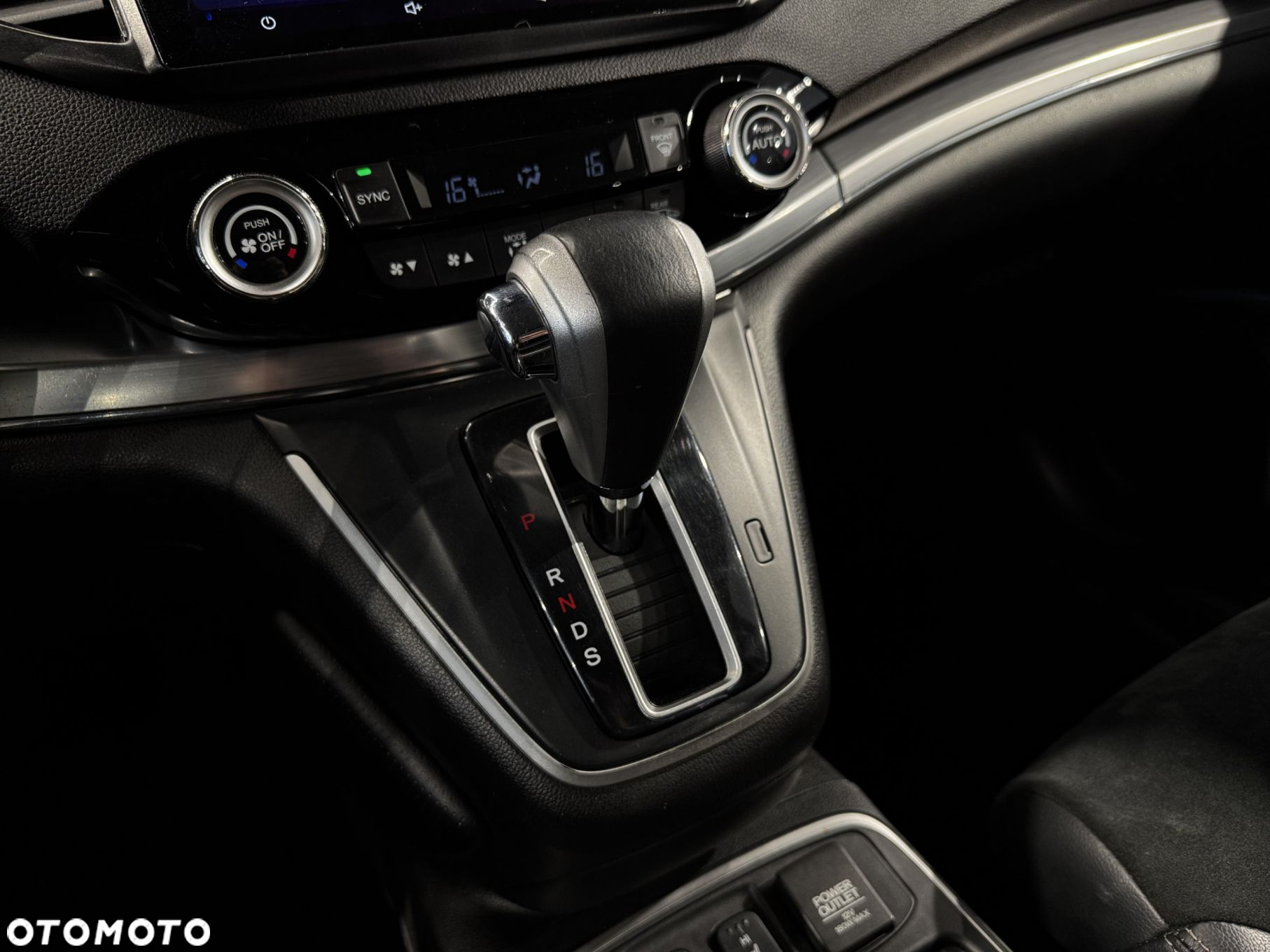 Honda CR-V - 26