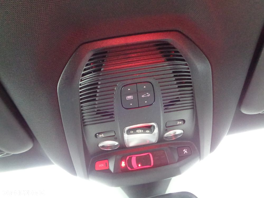 Peugeot 5008 BlueHDi 180 EAT8 GT Pack - 17