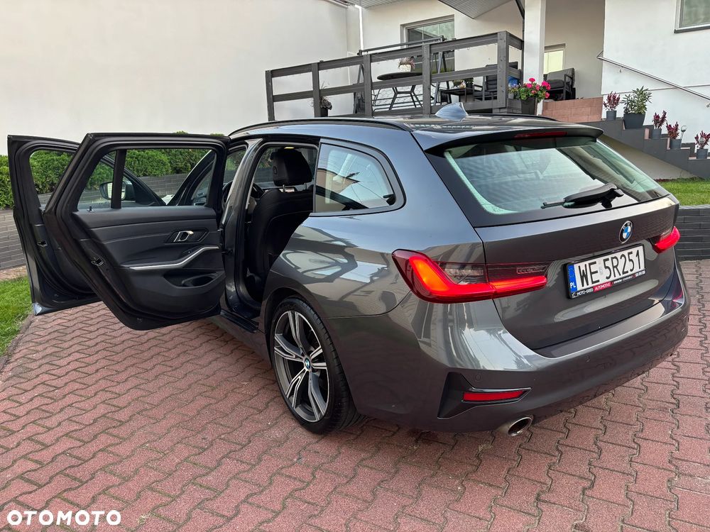 BMW Seria 3 318i Business Edition sport - 33