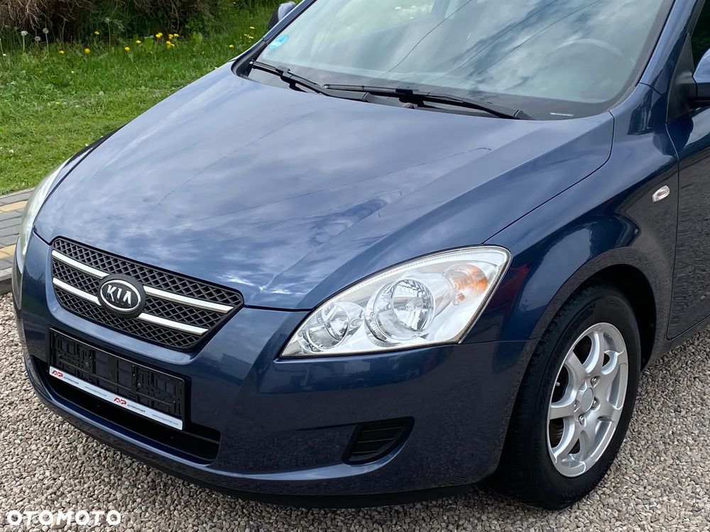 Kia Ceed 1.4 CVVT Attract - 8