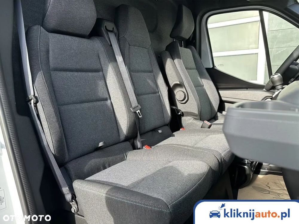 Renault Master Furgon L3H2 2.0 Diesel 130KM Manual - 11