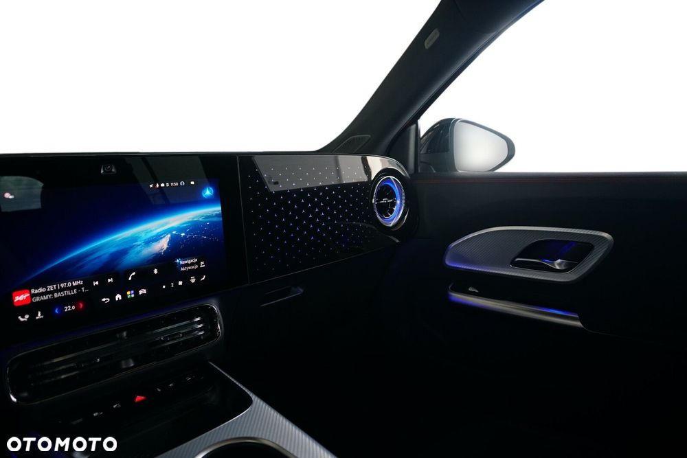 Mercedes-Benz GLB 200 mHEV 8G-eDCT - 11