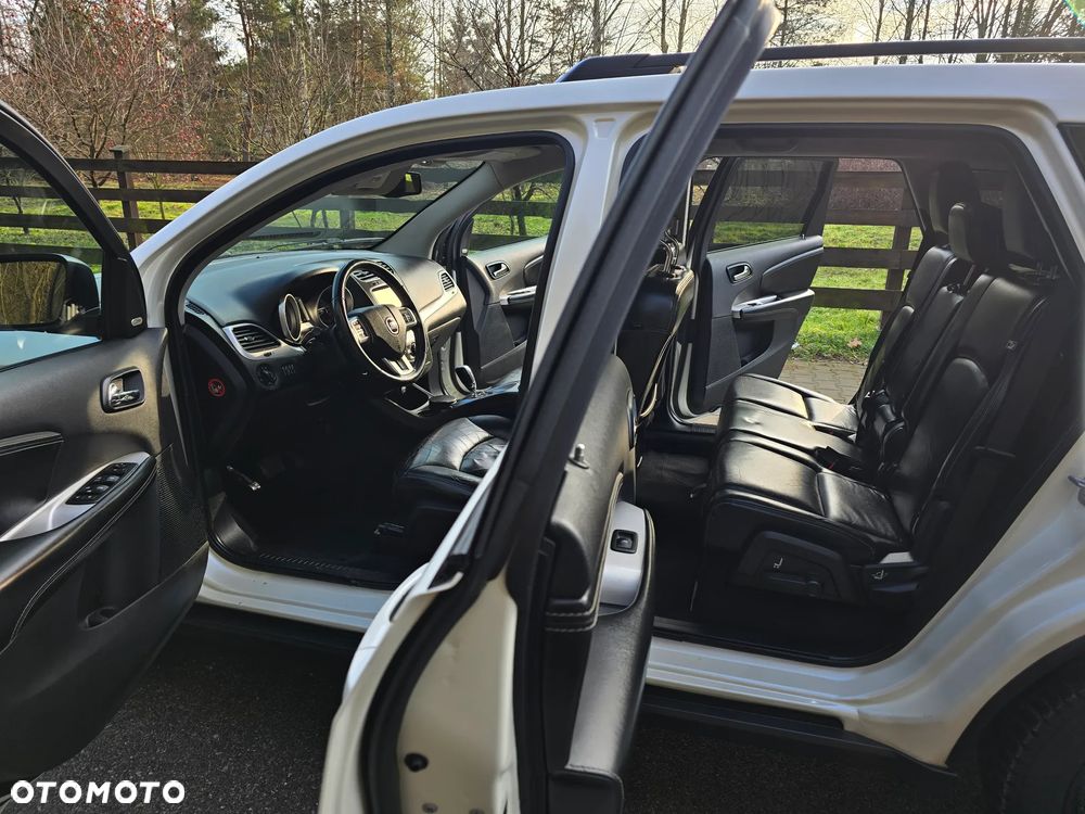 Fiat Freemont 2.0 Multijet 16V DPF Automatik Allrad Black Code - 21