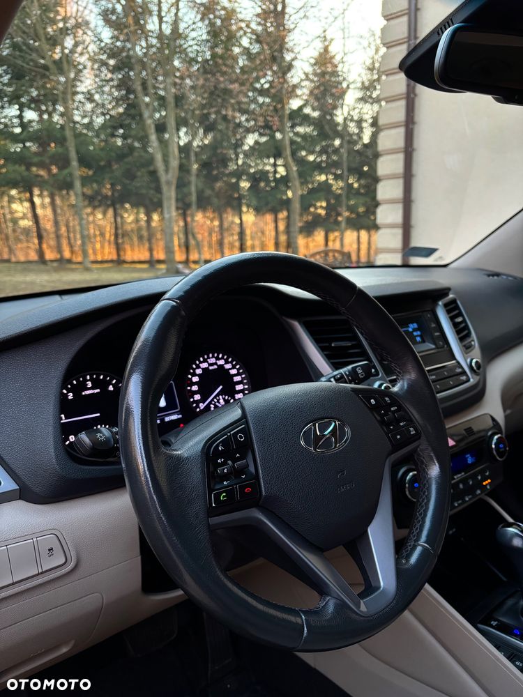 Hyundai Tucson 1.7 CRDI BlueDrive Premium 2WD DCT - 19
