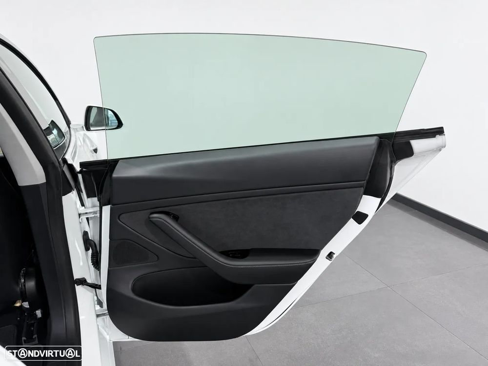 Tesla Model 3 Standard Range Plus RWD - 41
