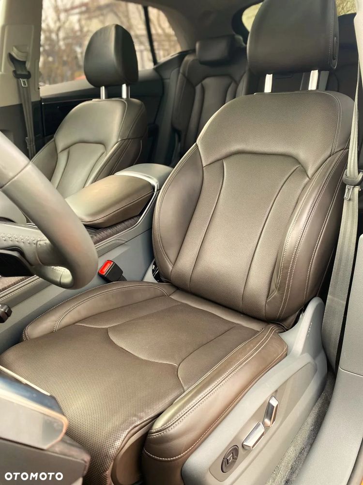 Audi Q8 50 TDI mHEV Quattro Tiptronic - 12