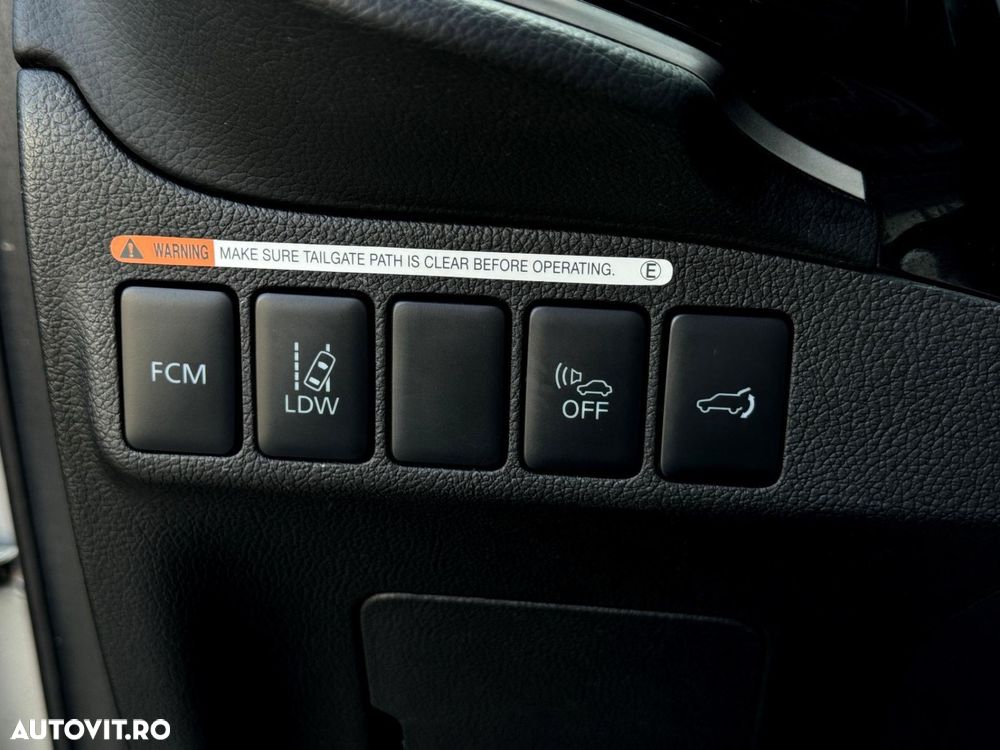 Mitsubishi Outlander - 18
