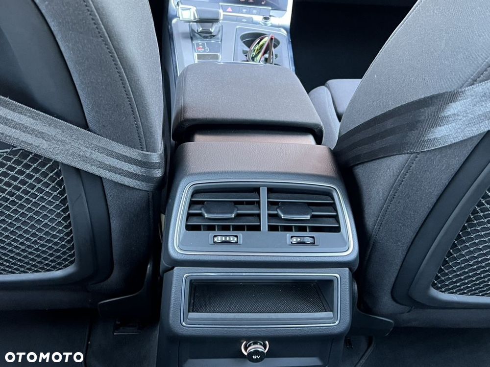 Audi A6 Avant - 26