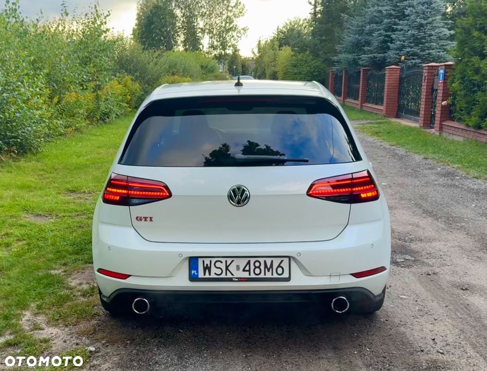 Volkswagen Golf 2.0 TSI BMT GTI Performance DSG - 9