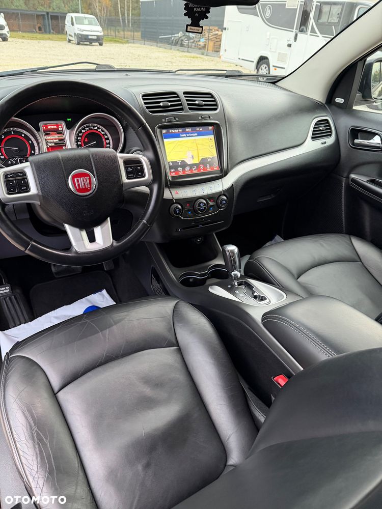 Fiat Freemont 2.0 Multijet 16V DPF Automatik Allrad Black Code - 20