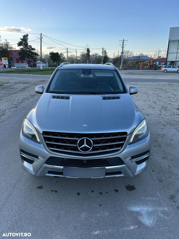 Mercedes-Benz ML 350 BlueTEC 4MATIC Aut - 2