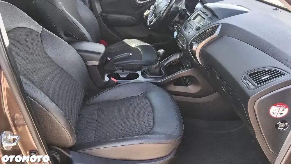 Hyundai ix35 1.6 2WD Fifa World Cup Edition - 15