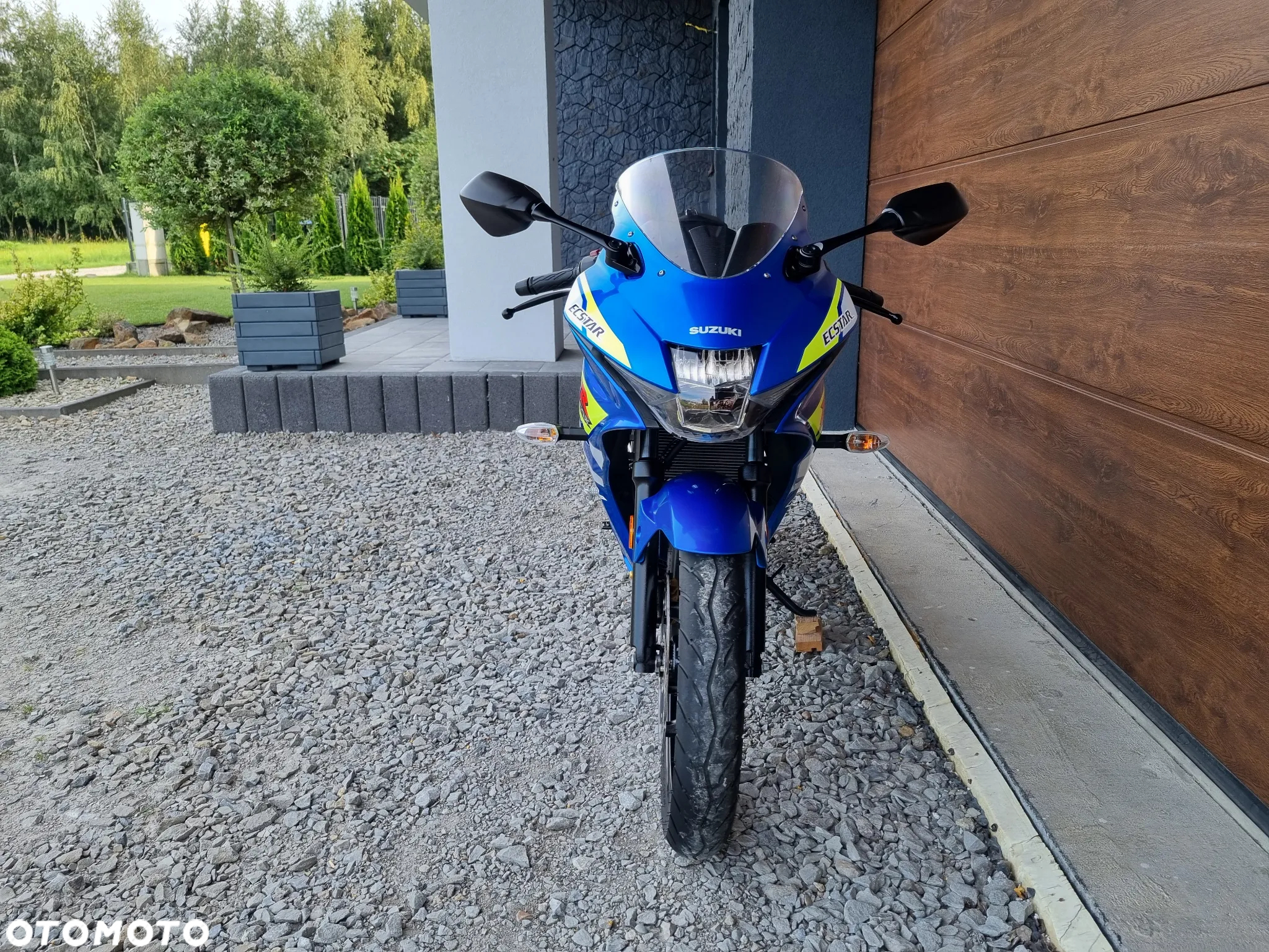 Suzuki GSX-R - 3
