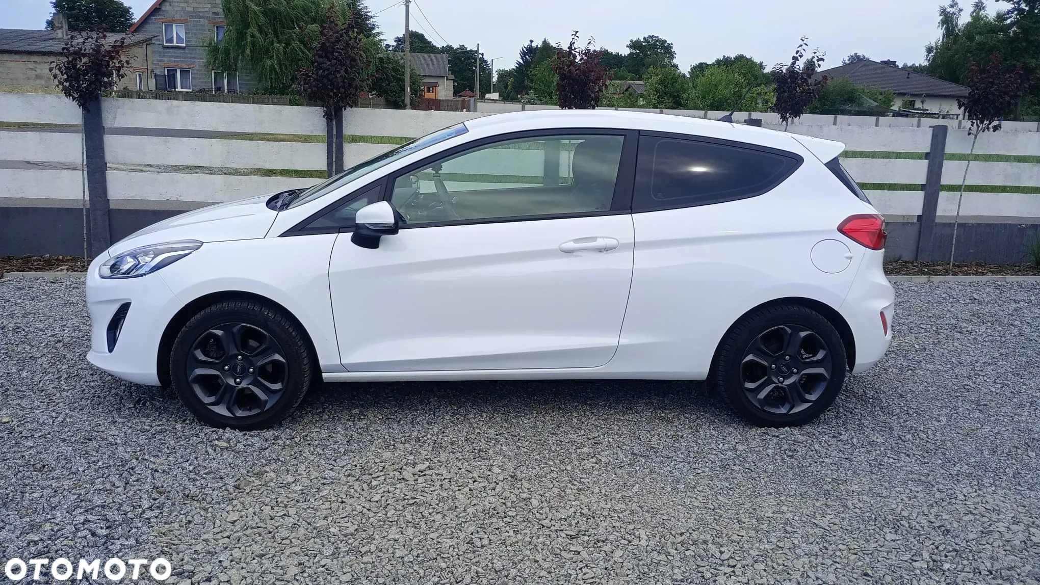 Ford Fiesta 1.1 COOL&CONNECT - 2