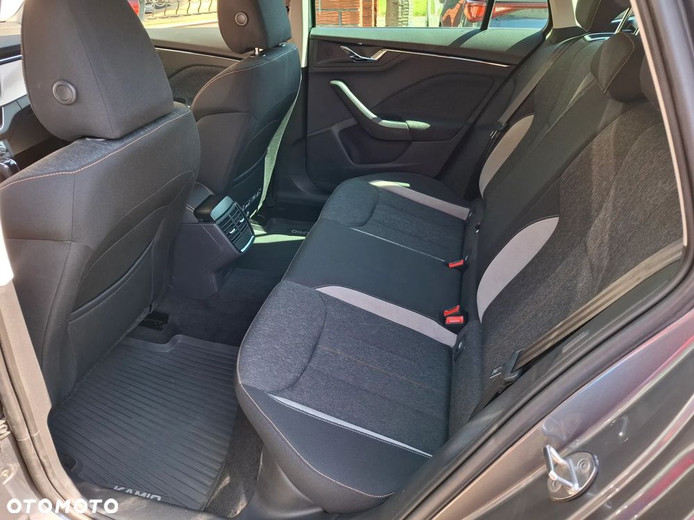 Skoda Kamiq 1.5 TSI Style DSG - 30