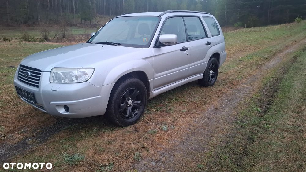 Subaru Forester 2.0X Trend - 2