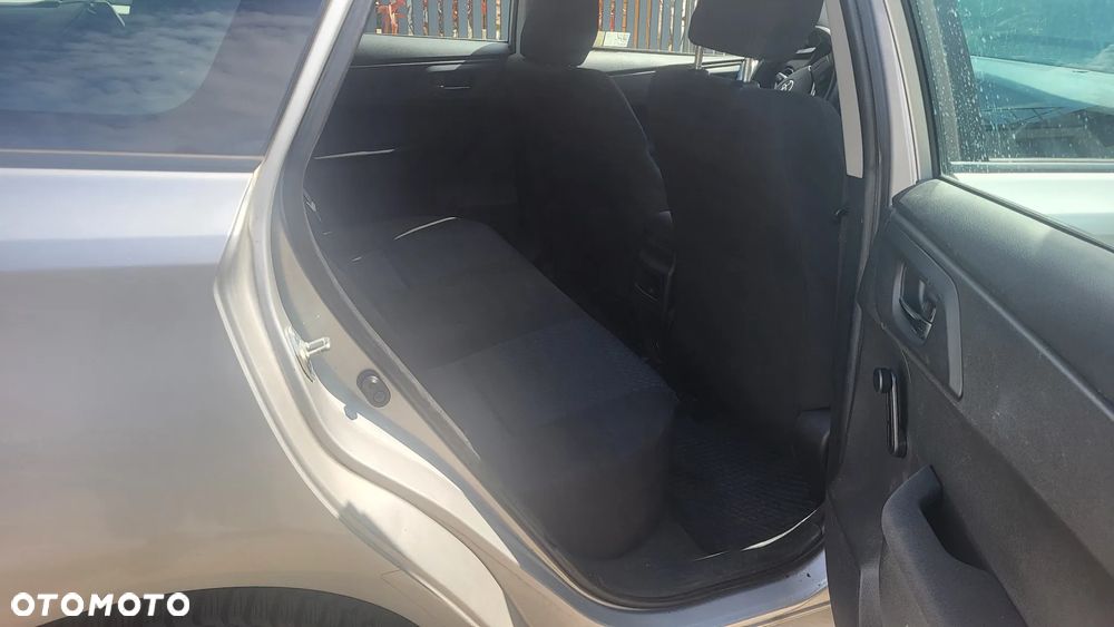 Toyota Auris 1.6 Active - 9