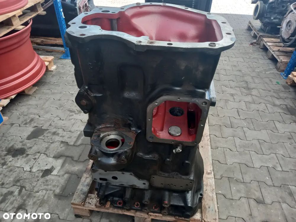 Obudowa skrzyni biegów 304328A1 Case MX100C - 4